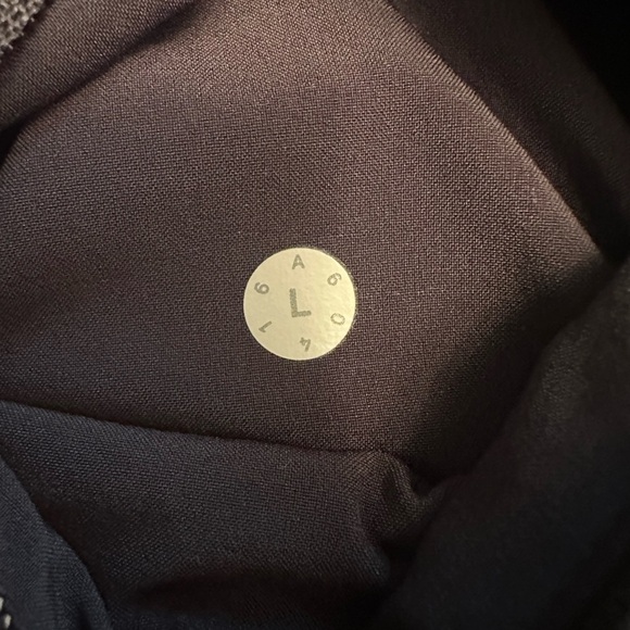 Lululemon ABC Jogger Men’s Large Black Obsidian 29.5” Inseam Stretch Zip Pocket - Picture 4 of 9